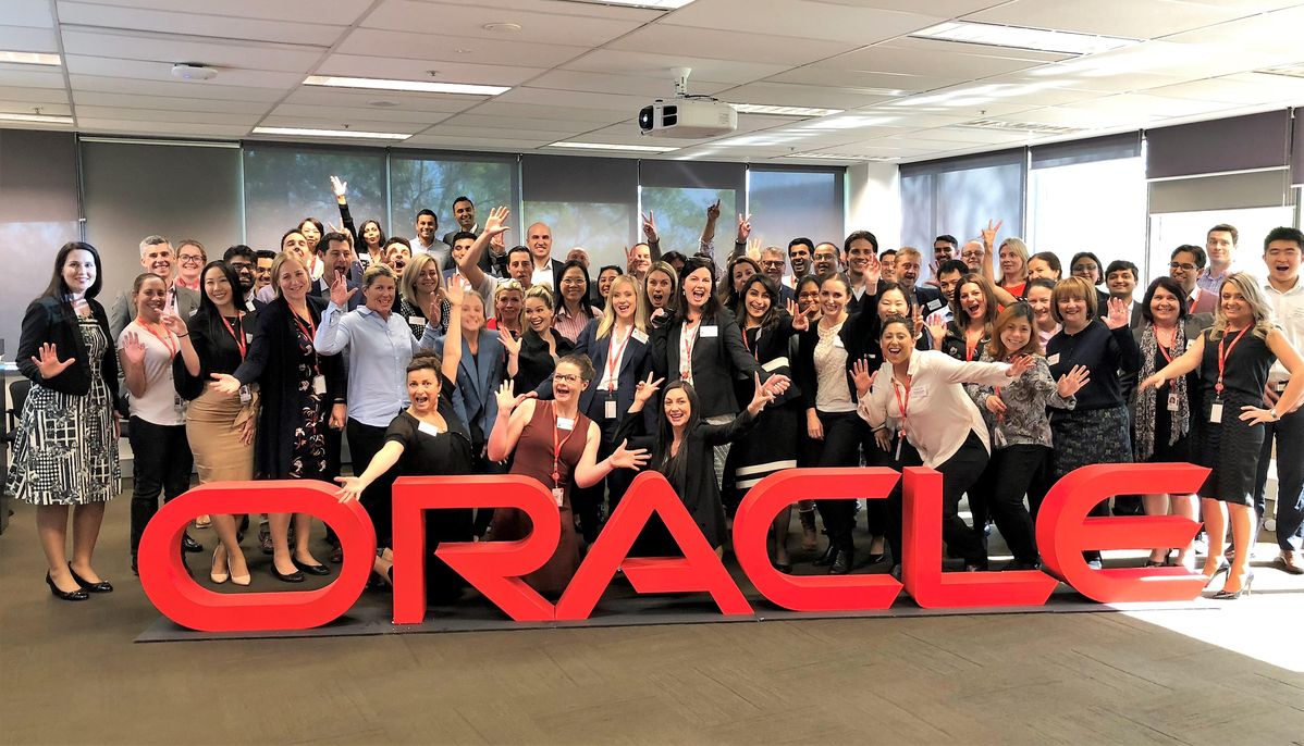 AI Strategy Shake-Up Sparks Market Jitters As Oracle Shares Plunge 25%