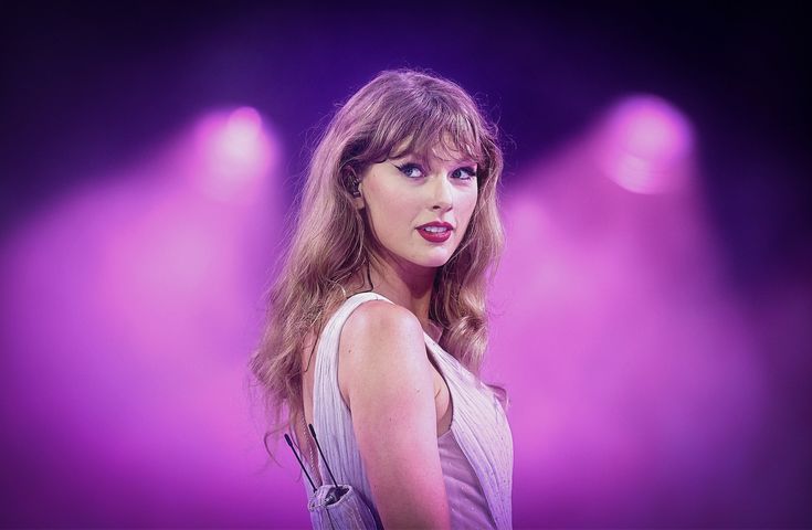 Grok AI Under Fire for Generating Pornographic Deepfakes of Taylor SwiftGrok AI Under Fire for Generating Pornographic Deepfakes of Taylor Swift