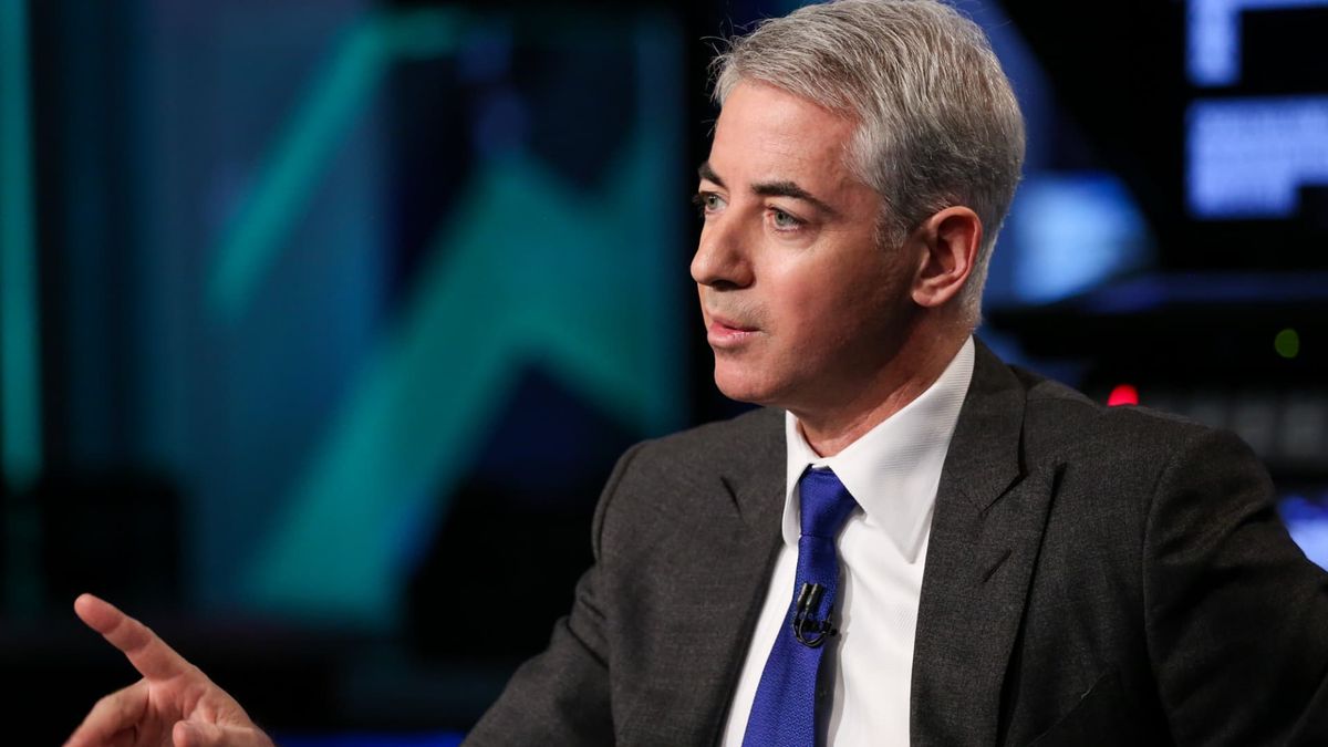 How Bill Ackman Is Channelling Buffett with a Massive AI Bet